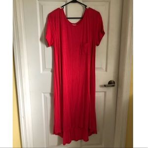 Beautiful pink LuLaRoe Carly- M